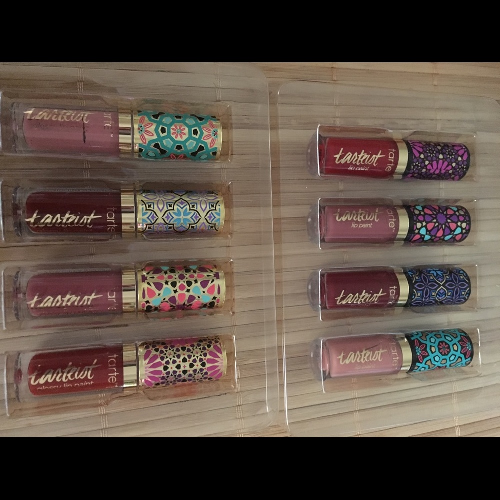 Posh Pout Quick Dry & Glossy Lip Set